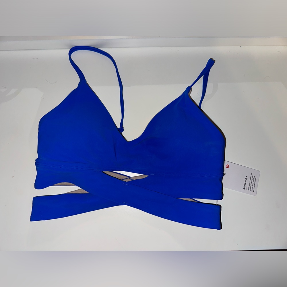 Lululemon Still Now Sports Bra